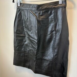Santa Fe black leather mini skirt 8